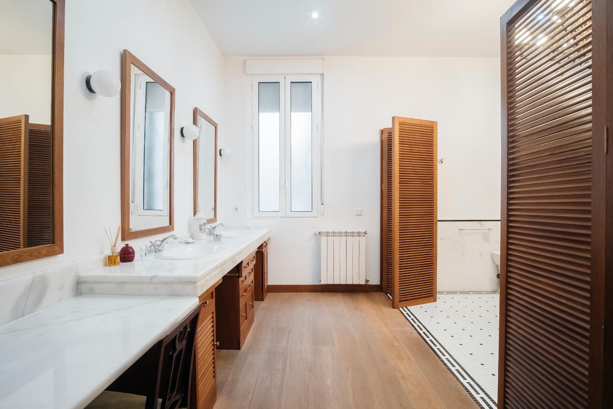 Fantastico 4R + 3B En Madrid Centro Apartment Bagian luar foto